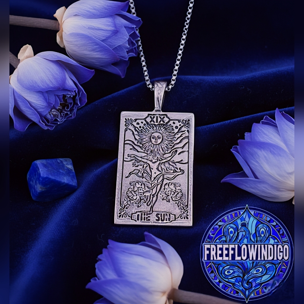🌞 Tarot Card "The Sun" XIX Hammered Pewter Sun Tarot Pendant (Only)